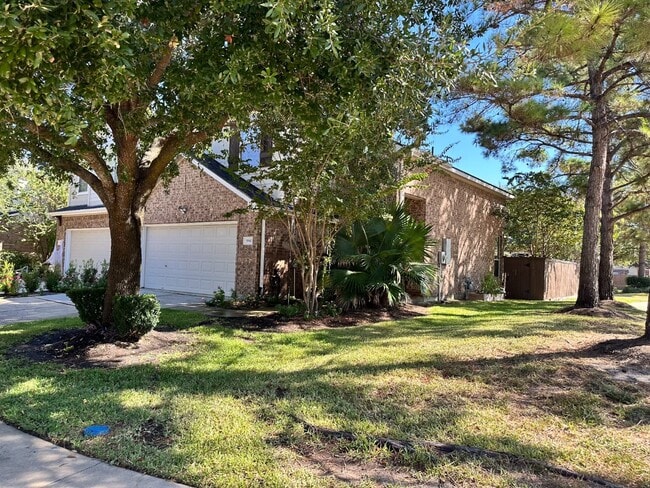 Building Photo - 5302 Canyon Hollow Dr