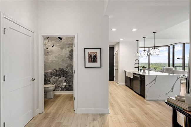 Photo - 2795 Peachtree Rd NE Unit 1701