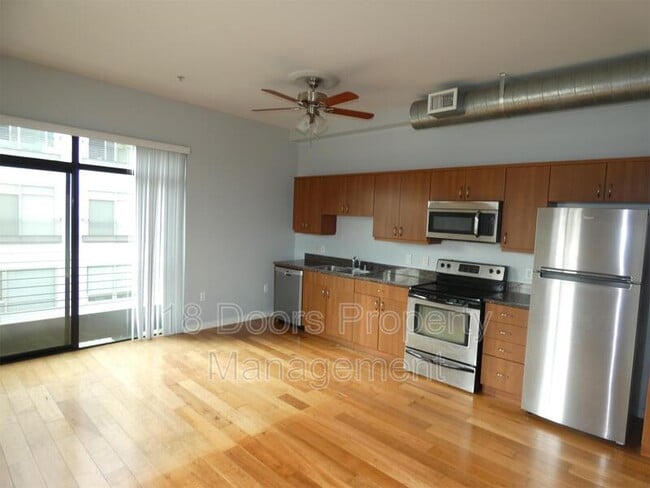 Photo - 889 Date St Unit 347