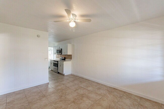 Photo - 928 W McDowell Rd Unit 928 W McDowell Rd #2