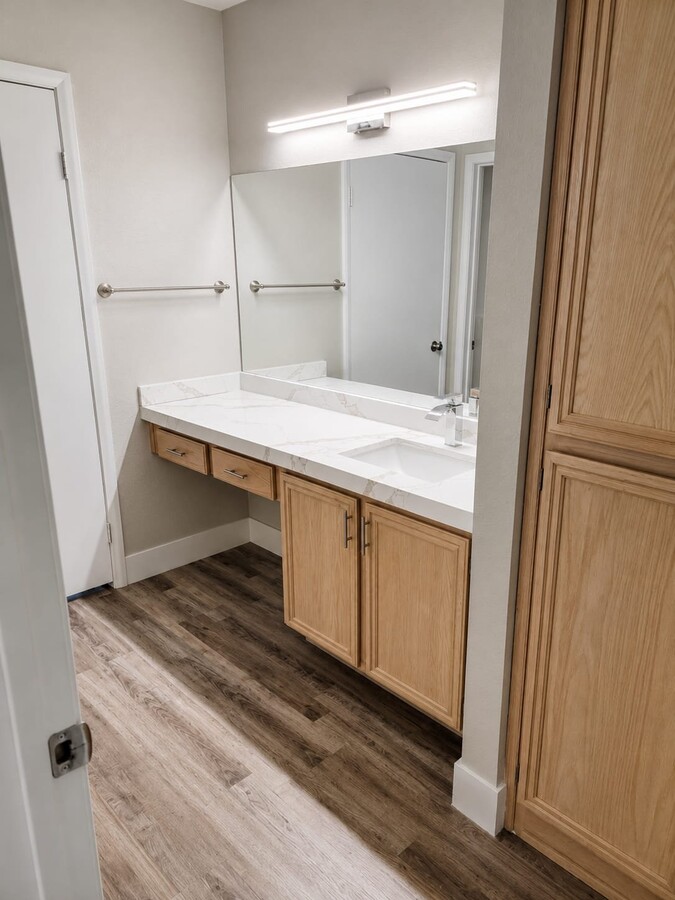 Photo - 8070 W Russell Rd Unit 1046
