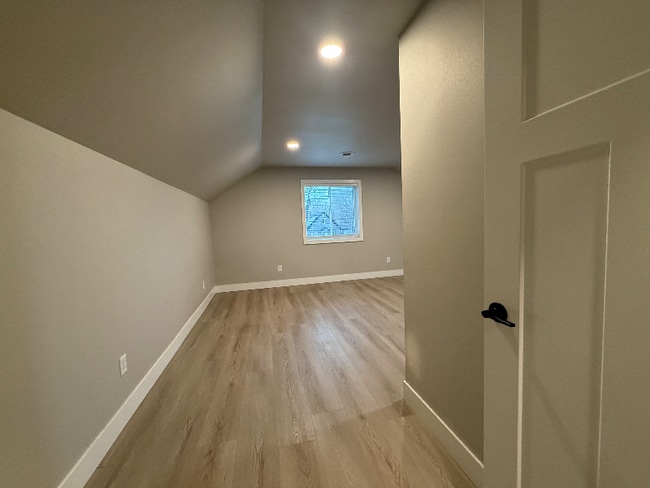 Photo - 651 Washington St