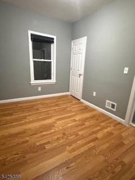 Photo - 380 Halsted St