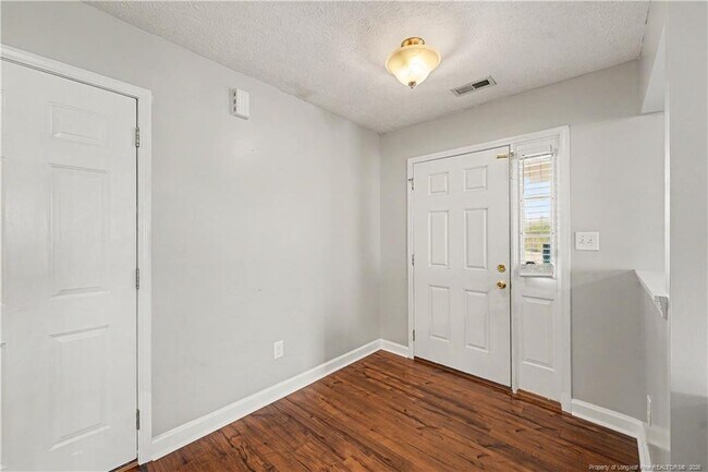Photo - 2117 Feathercombe Court