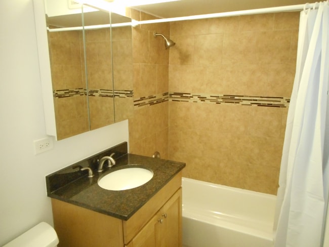 Photo - 244 N Smith St Unit G5