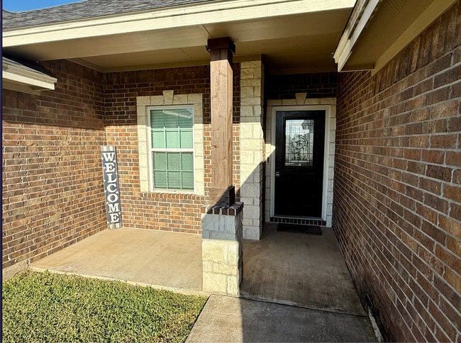 Photo - 220 Yorktown Ave