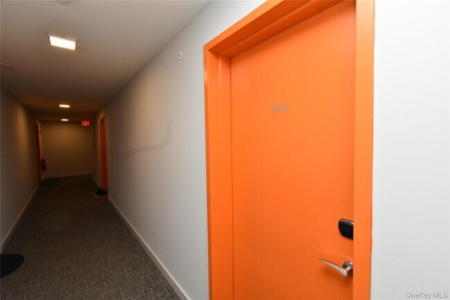 Photo - 35 Van Nydeck Ave Unidad 202