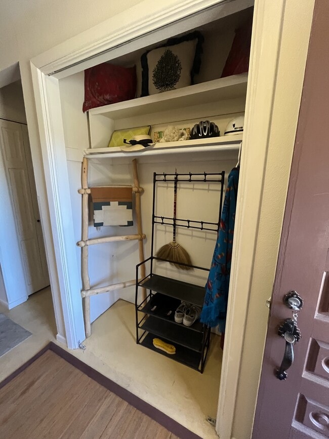 Photo - 405 Cam De La Placita