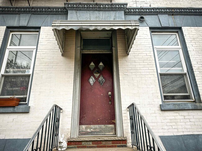 Photo - 2315-2317 New York Ave Unidad C4