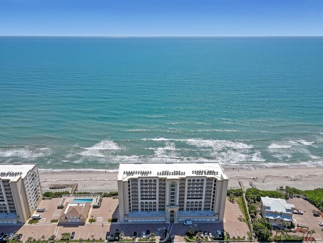 Building Photo - 1045 Jimmy Buffett Mem Hwy Unit 1004 Rental