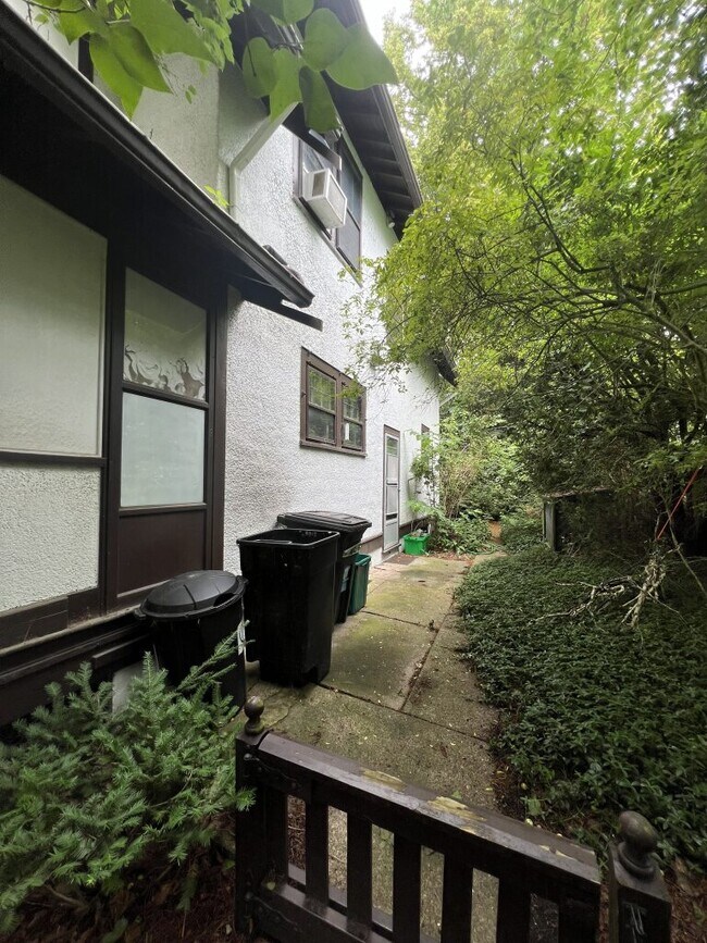 Photo - 115 Heights Ct