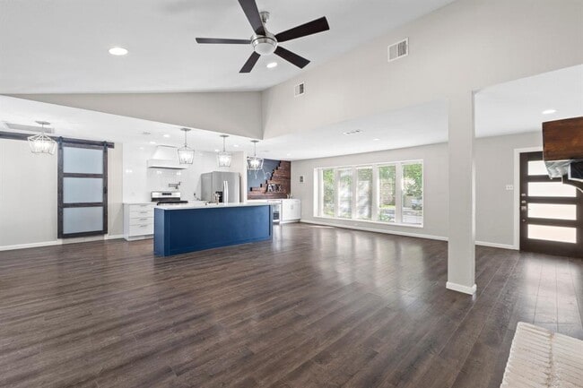 Photo - 2505 Wilke Dr