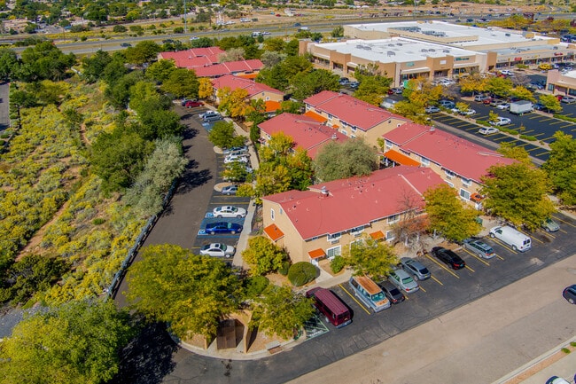 Photo - Santa Fe Suites