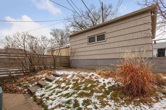 Photo - 4539 Bloomington Ave