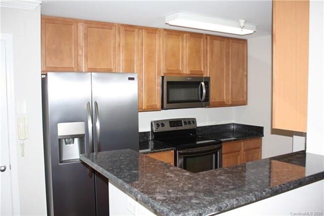 Photo - 537 Donatello Avenue