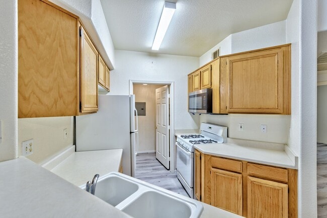 Photo - 7111 S Durango Dr