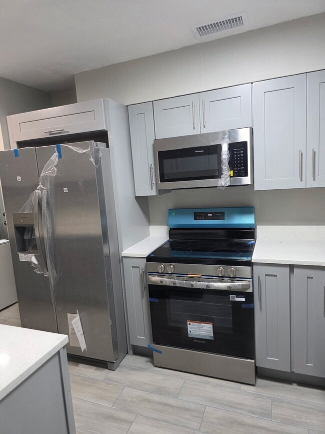 Photo - 3044 SE Camino Ave