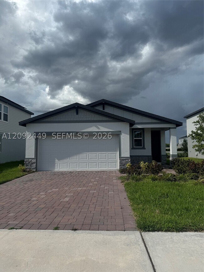 3889 Giorgio Dr