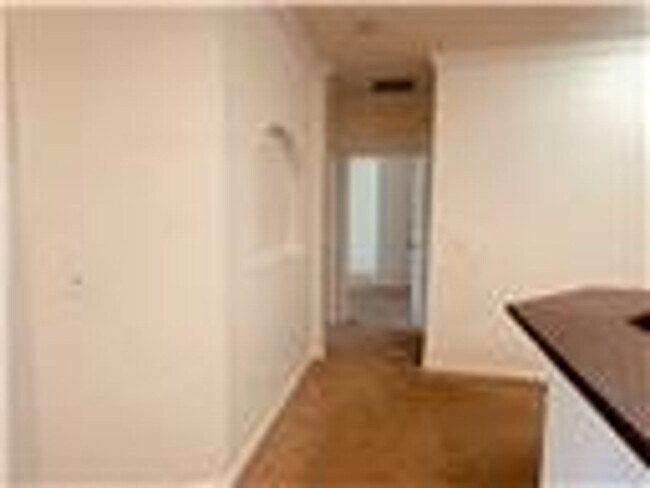 Photo - Palm Estates 2/2