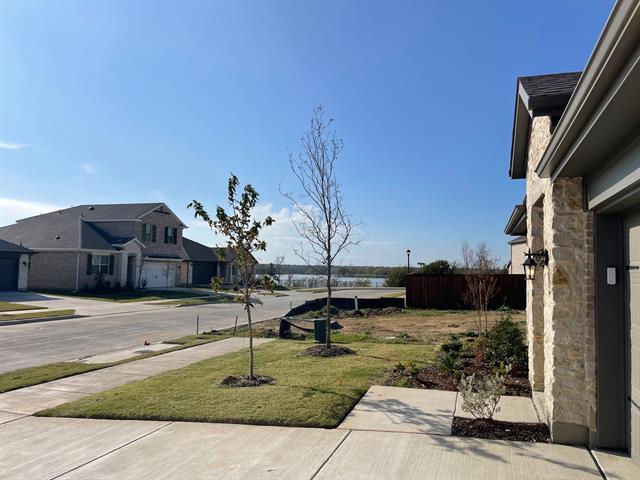 817 Birdie Dr