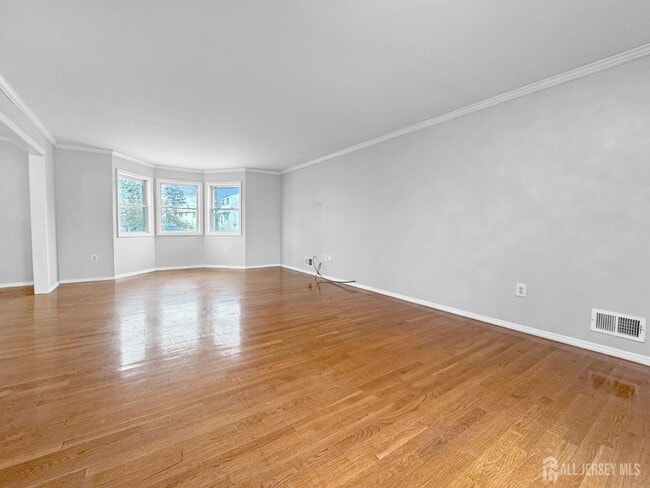 Photo - 117 Old Post Rd