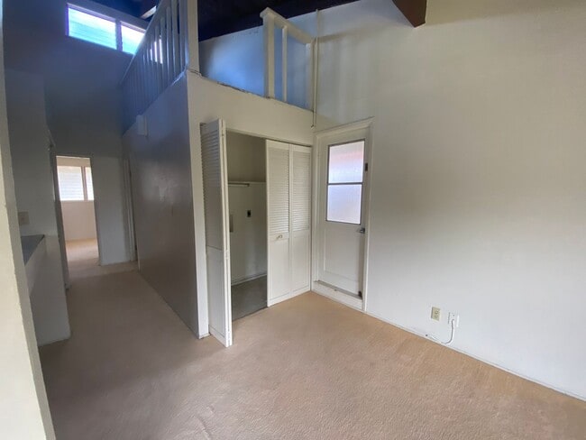 Photo - 005CHE Unit SFD