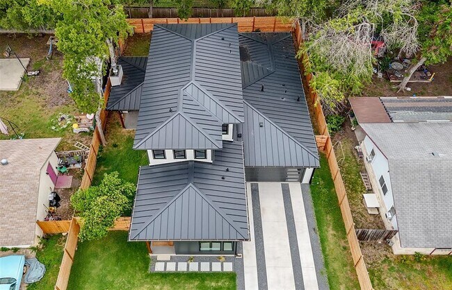 Photo - 6304 Middleham Pl