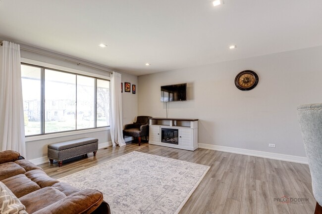 Photo - 1171 Saylesville Ln