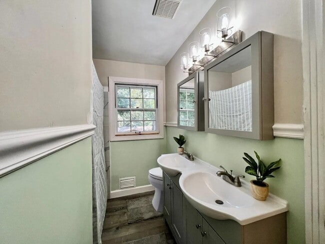 Photo - 1201 Domingo Dr