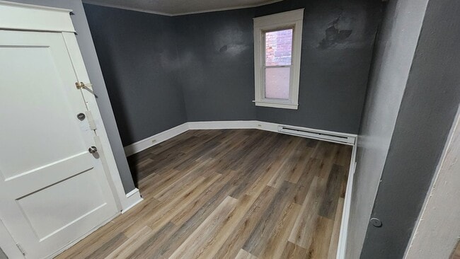 Photo - 198/200 1-5 1st street Unit APT 3