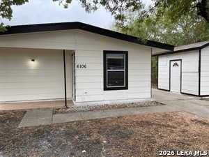 6106 Cedar Valley Dr