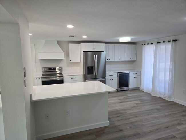 Photo - 3442 Fairview Dr