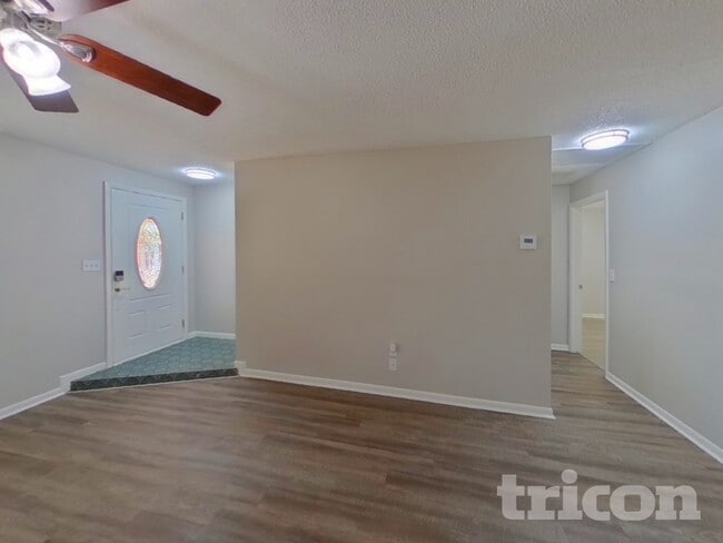 Photo - 6969 Briarwood Ave N