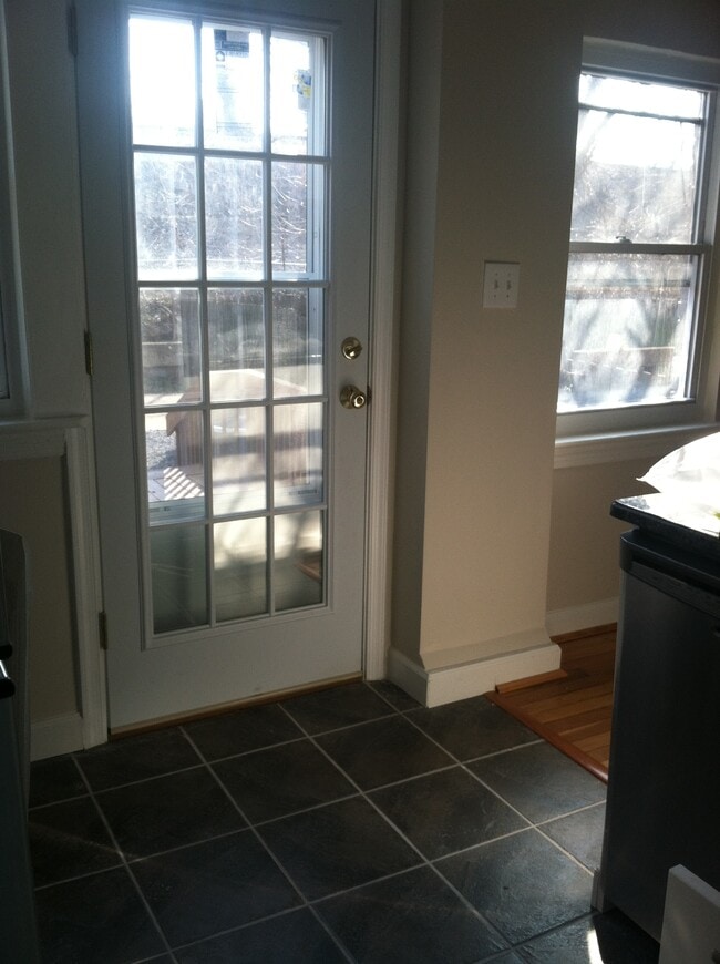 Photo - 321 Mount Vernon Ave