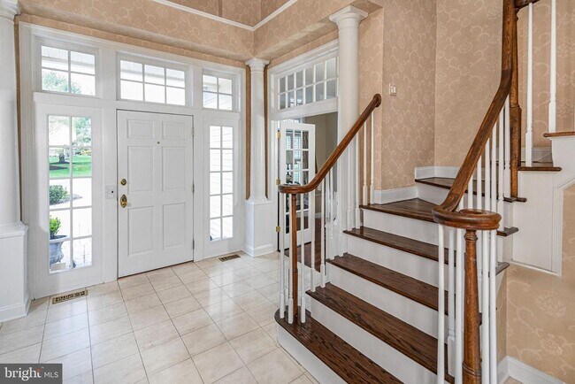 Photo - 3 Maidstone Ct