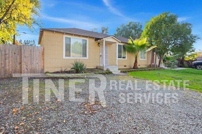 Photo - 2305 Garfield Ave Unit #A