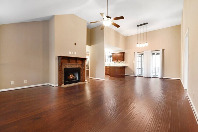 Photo - Pet Friendly Three Bedroom!