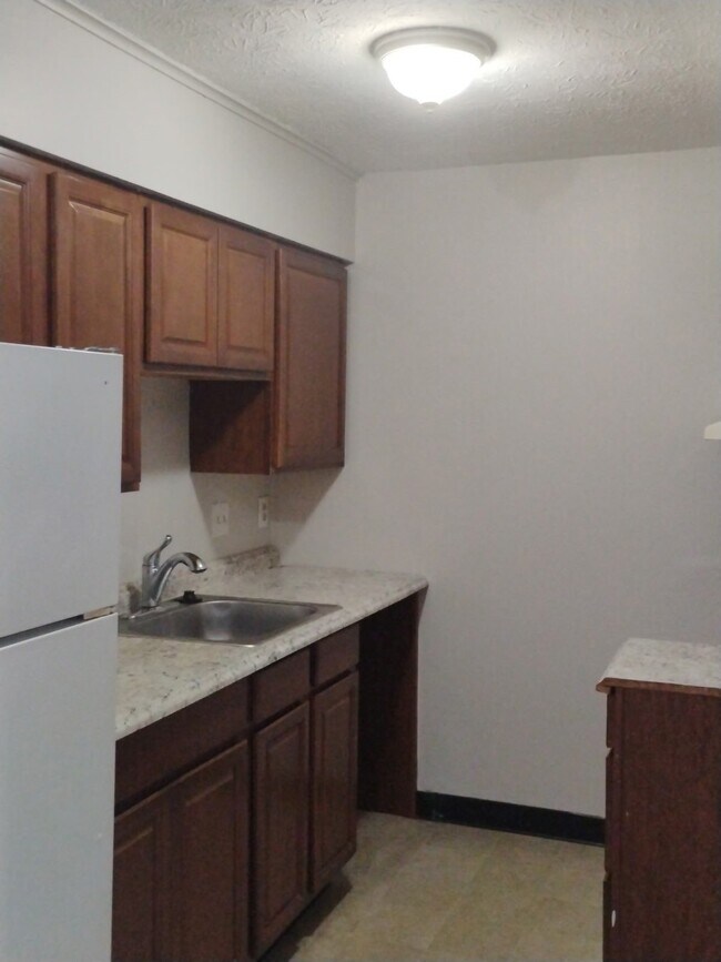 1000 Valley View Ln Unidad G