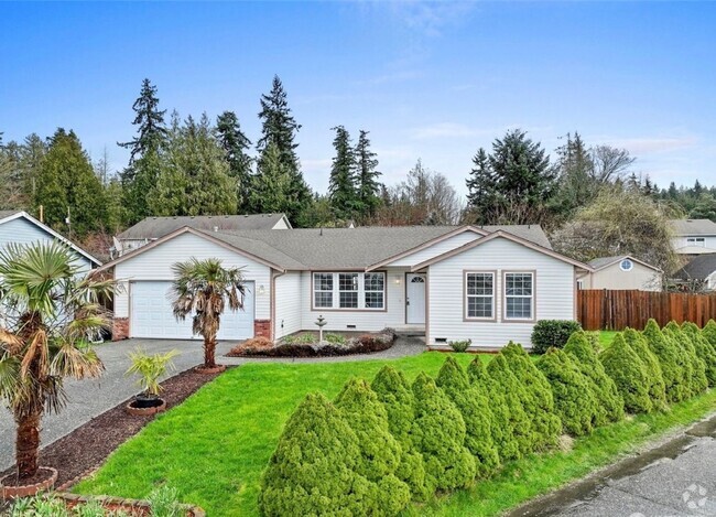 Building Photo - 3 bed/2 bath with BONUS room Rental