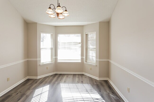 Photo - 10222 Amanda Dr