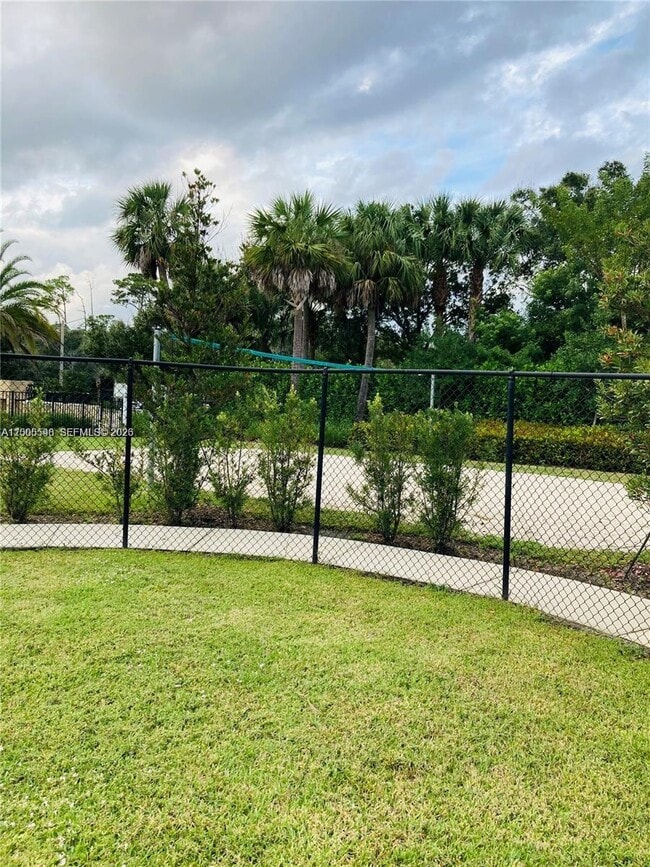 Photo - 640 Pioneer Way