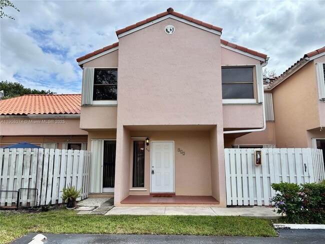 Building Photo - 11820 SW 80th St