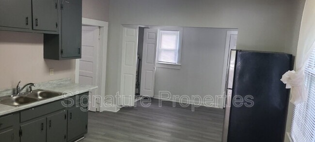 Photo - 5421 Blue Ridge Ave