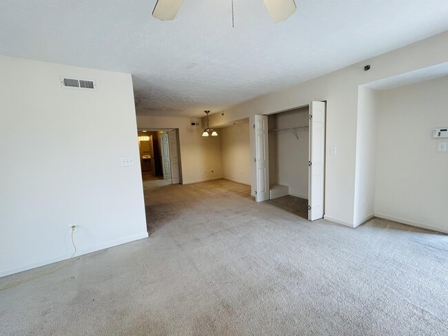 Photo - 17 Rosewood Ct