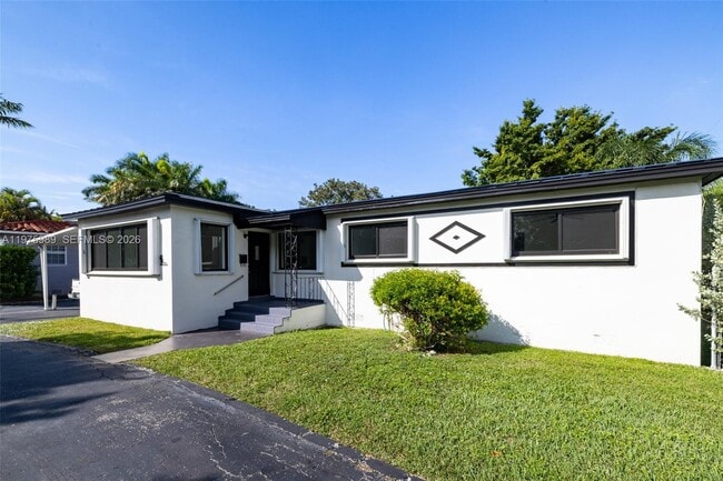 Photo - 3401 SW 17th St