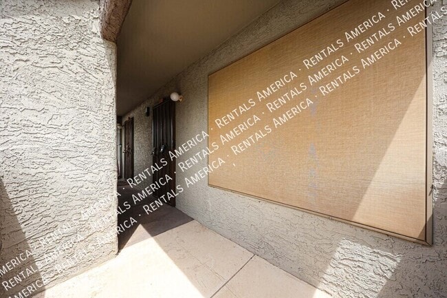 Building Photo - 1645 W Baseline Rd