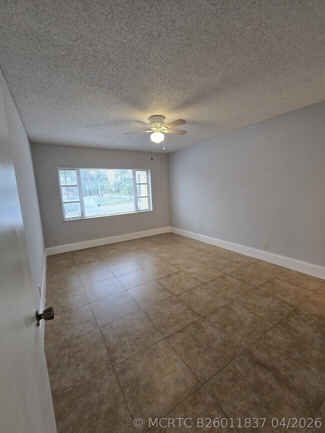 Photo - 5840 NE 22nd Way Unit 707
