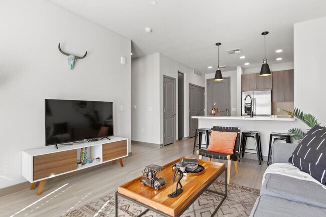 Photo - 400 N 2nd Ave Unidad ID1014572P