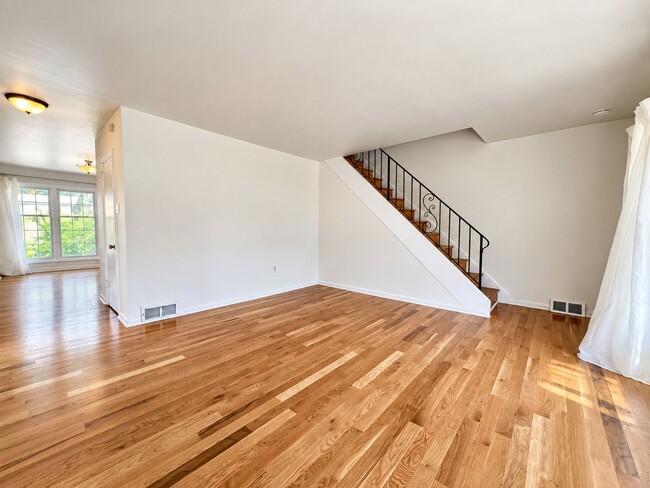 3-Bedroom Bryn Mawr Twin with Central Air, Driveway Parking & Patio