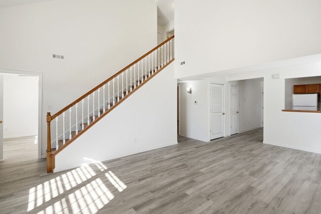 Photo - 1707-1709-1709 Juniper Dr